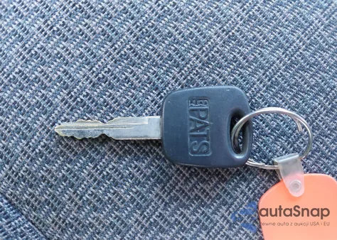 1999 Ford Ranger Xlt from USA, damaged, VIN 1FTZR15X8XTB04382